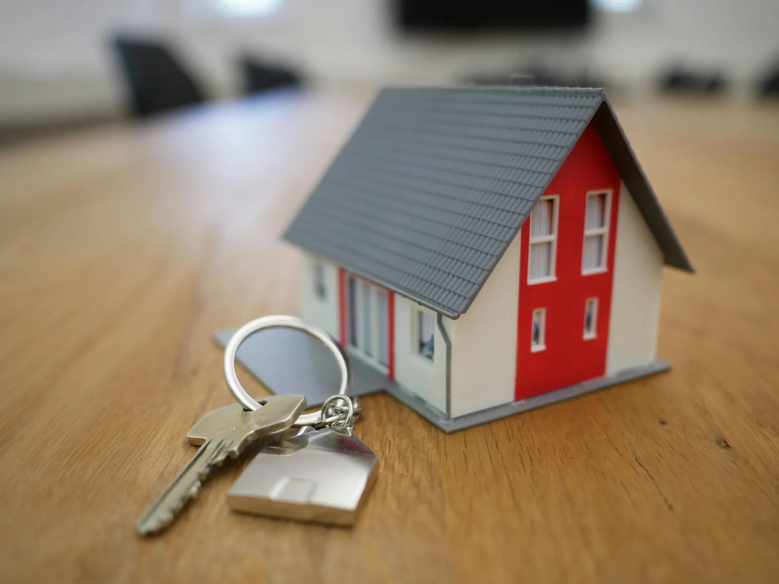 Insider Tips from Property Managers - package lock box for apartments